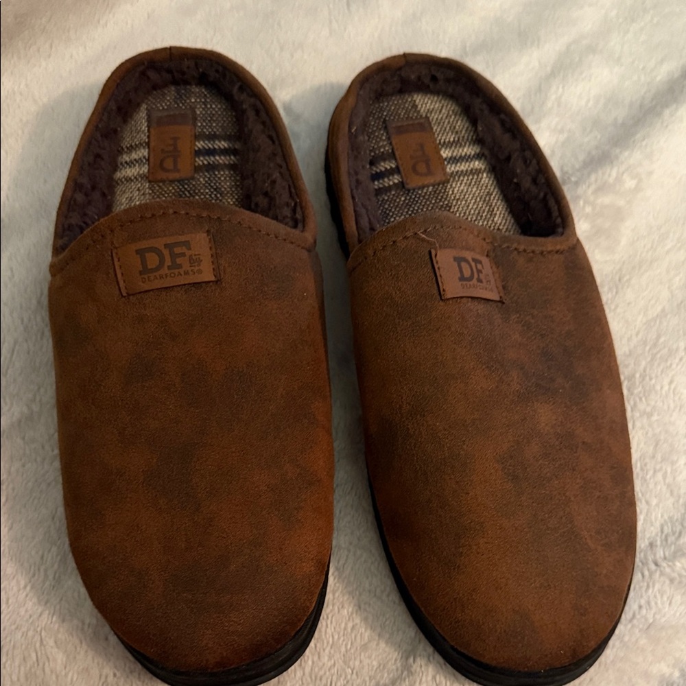 Deer Stags Men's Tan Slip-On Loafers